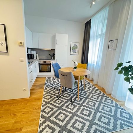 Trendy Apartment Zentral Gelegen Wien Eksteriør bilde